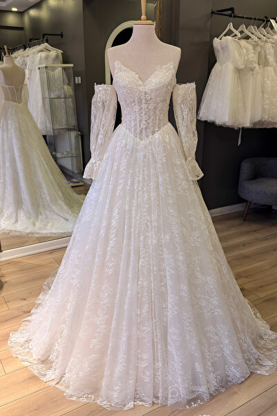 Lenta Moda Beyaz Kuyruklu Lez Dantel Gelinlik ve Nikah Elbisesi