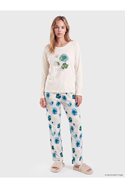 LC Waikiki Alita City with a Difference, Lcw Dream Ecru Combed Cotton Floral ...