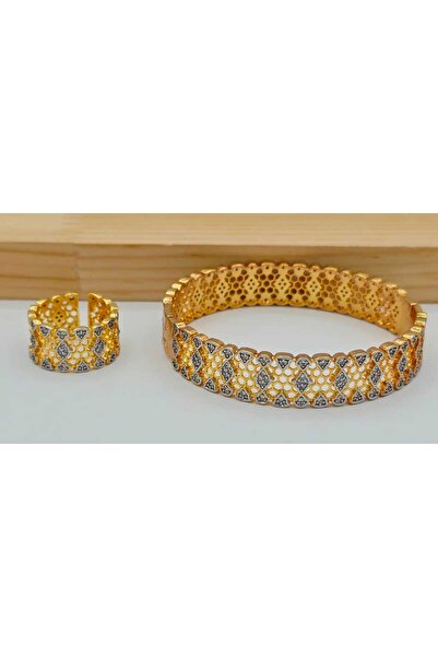 Chaumet خلايا النحل السداسية المتراصة بديل الذهب