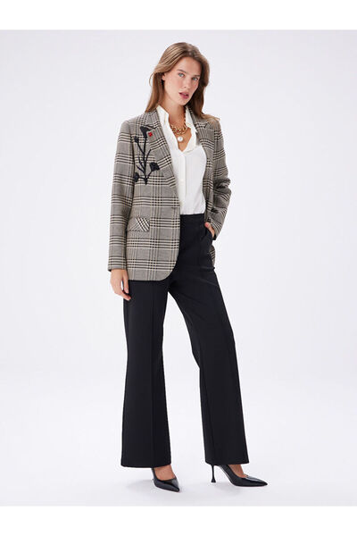 Faik Sönmez Yakası Aplike Detaylı Kazayağı Desen Blazer Ceket W27CKT015