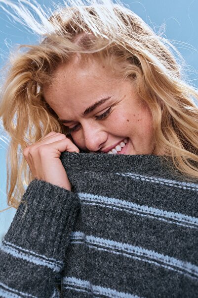 Pull & Bear Çizgili örgü kazak