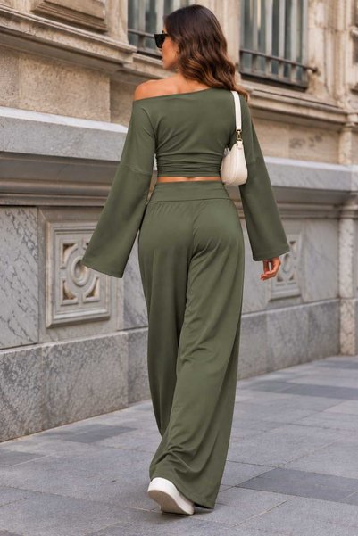COOL TARZ Women's Off-Shoulder Bustier Crop Blouse – Long Sleeve Ruched Detail Stretchy Stylish Casual Top