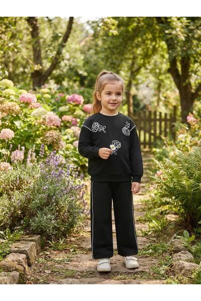 Ysferbutik Girl's Embroidered Two-Thread Striped Wide-Leg Sweatpants Set