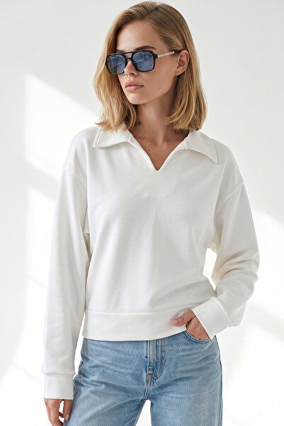 Olalook Women's Ecru Polo Collar Draped Crop Sweatshirt Swt-19000805