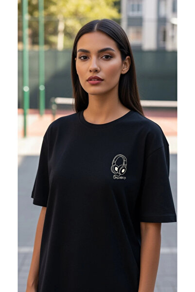 'Music is My Favorite' Siyah Oversize Tişört
