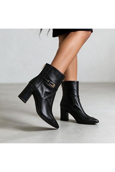 NE&VE SHOES Μαύρες δερμάτινες γυναικείες μπότες με μυτερή μύτη και χοντρό τακ...