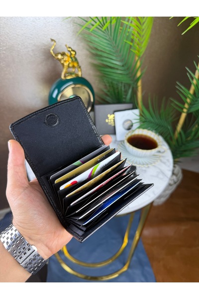 Milena Unisex Premium Hakiki Deri Minimalist Mıknatıslı Cüzdan – Kadın Erkek 12 Kart Bölmeli, Kompakt Tasarım 10,7 x 8 cm