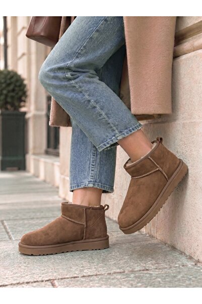Gerok Women's Tan Mini Suede Low-Heeled Thin Sole Winter Boots with Fur Inside