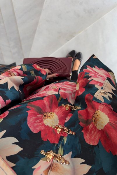 HAZELANNA Gold Hooked Floral Patterned Jacket