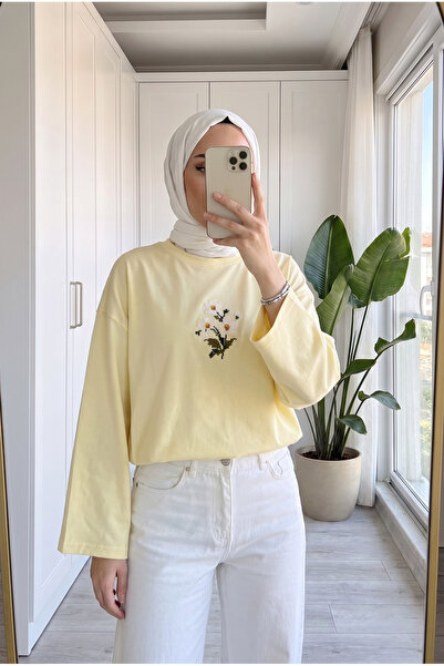 Kirazca Butik Women's Daisy Embroidered Oversize Combed Cotton Tunic