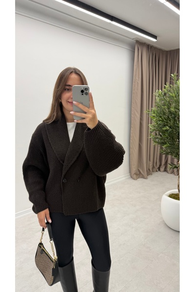 MELLOW Double Breasted Collar Buttoned Cardigan