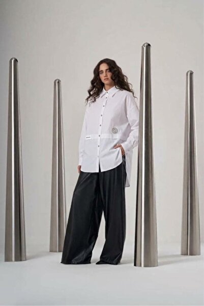 Ceremony 109 Logo Embroidered Shirt with Skirt-Edge Trim Paper Touch Shirt White