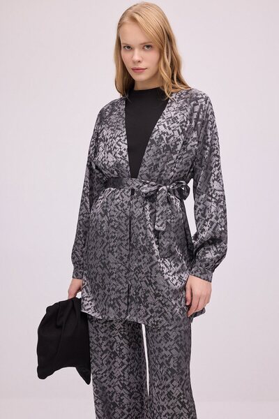 Touché Privé Jacquard Kimono Pants Suit