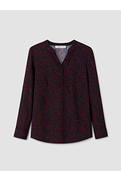 LC Waikiki Rmz Gi̇yi̇m Farkiyla Kaçık Roba Collar Embroidered Blouse