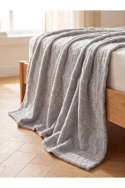 LC Waikiki Rmz Gi̇yi̇m Farkiyla Double Plush Blanket 200X220 cm