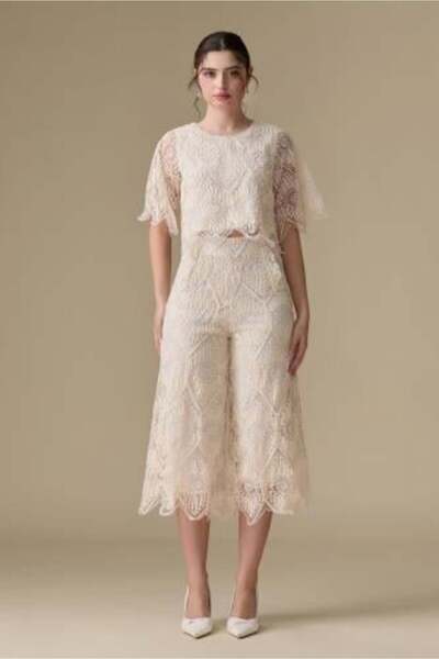 Zi Fashionable Lace Set with a Stylish Loose Fit