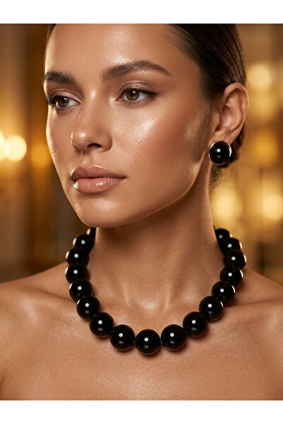 La sauvagine Kadın Siyah İri Tane Parlak Boncuklu Choker Kolye