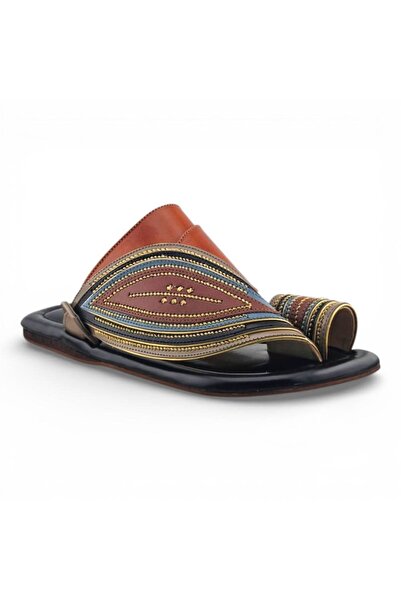 Al fanoos Embroidered Handmade Arabic Sandals for Men
