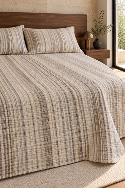 VAROL Line Çizgili Çift Kişilik Yatak Örtüsü Takımı 240×260 cm – 2 Yastık Kılıflı