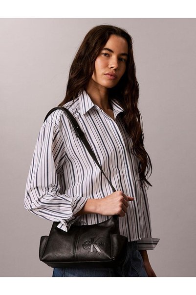 Calvin Klein POCKETS MONOLOGO CROSSBODY