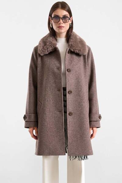 Olcay Exclusive Large Size Coat with Detachable Fur and Punto Stitching Detai...