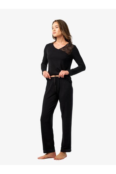 Blackspade Kadın Uzun Kollu Dantel Detaylı Siyah Pijama Takımı C2T0N225