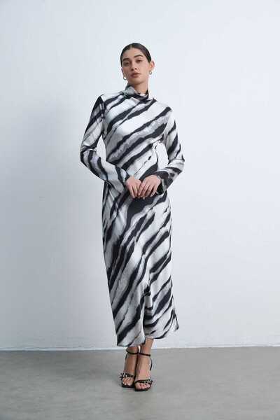 Livia Women's Striped High Neck Midi Dress