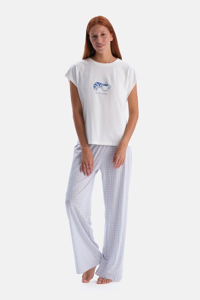Dagi Ecru Printed T-Shirt Plaid Pants Set