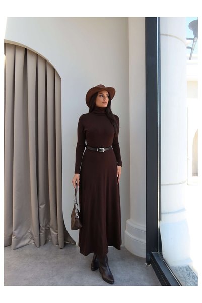 ESRAHELVACI High Collar Belted Long Knit Dress