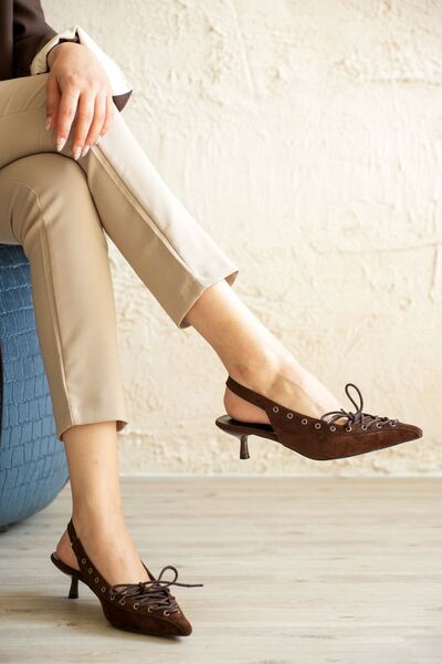 MODAADAM Women's Carry Lace Detail Low Heel Shoes - Brown-Suede