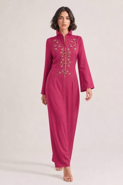 Safa Haute Couture فستان سهرة فوشيا فاخر مطرز يدويًا - تصميم رافي للمناسبات