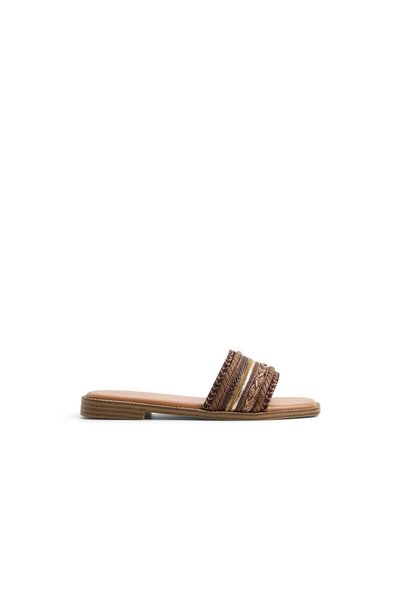 Call it Spring Indiya / Flat Sandals