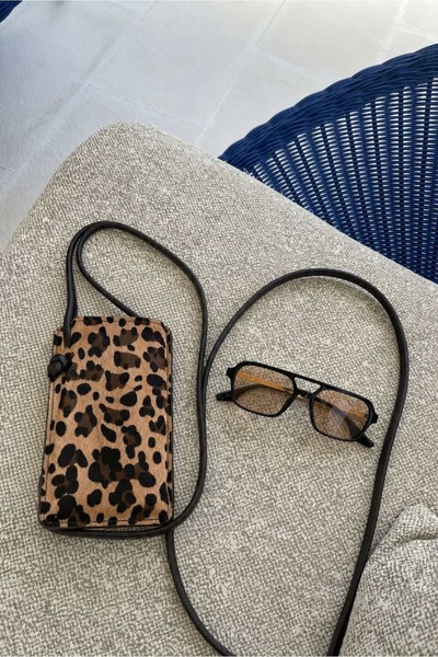 Yuka Atelier Romy Phone Bag