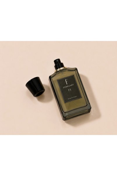 February عطر F1 | حلاوة التوت وفخامة الزعفران وهيبة الجلد والعنبر -