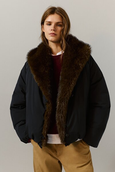 Pull & Bear Suni kürk yakalı şişme mont