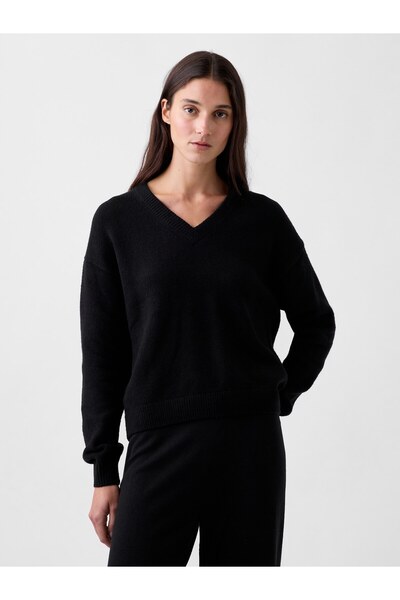 GAP Kadın Siyah CashSoft Oversized V-Yaka Kazak