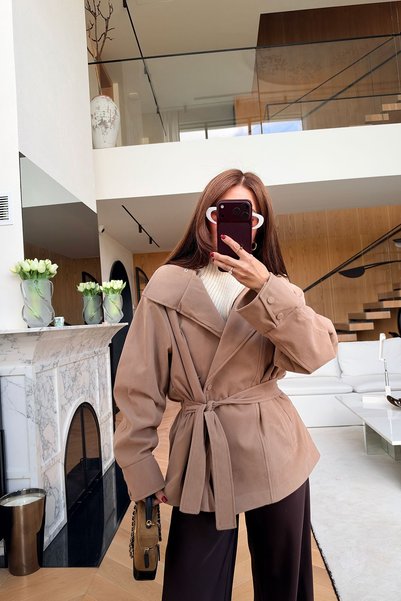 Özge Özgenç Mock Neck Suede Jacket