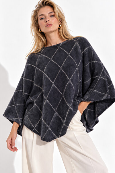 Rich Women's Anthracite Diamond Patterned Soft Textured Poncho