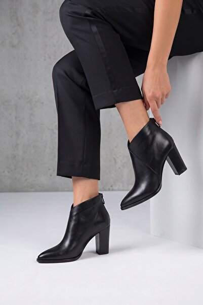 Stilbagshoes حذاء نسائي من ARVENA مصنوع من الجلد الأصلي مع سحاب خلفي وكعب عال...