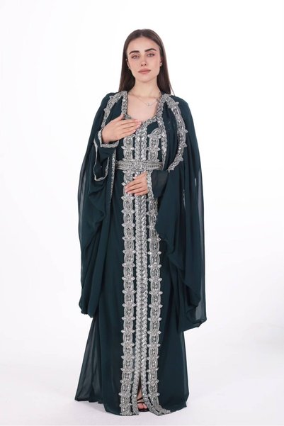 al bent al sharqieh Embroidered kaftan with a belt at the waist, ladies belte...