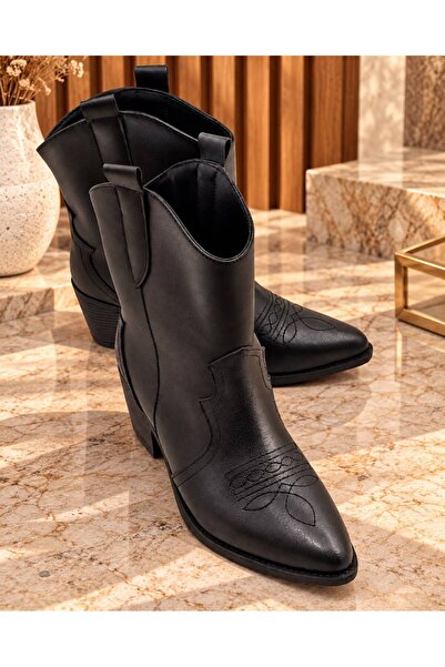 RoseVeno Women's Black Embroidered Pointed Toe Thick Heeled Western Cowboy Boots