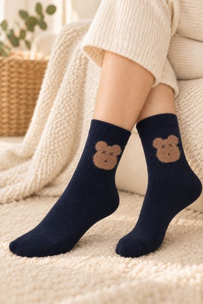 tibo 4 Pairs of Women's Seamless Furry Teddy Bear Patterned Socks