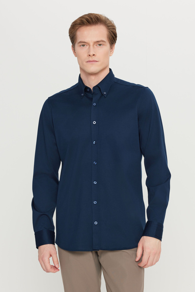 ALTINYILDIZ CLASSICS Erkek Lacivert %100 Pamuk Slim Fit Dar Kesim Düğmeli Yaka Örme Gömlek