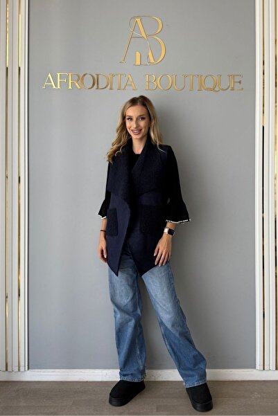 Afrodita Boutique Vesta Colt