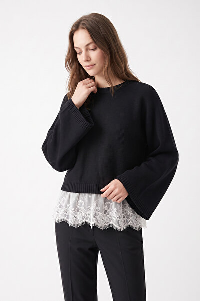 zenne Pulover din tricotaj cu detaliu din dantelă T2615 - NEGRU