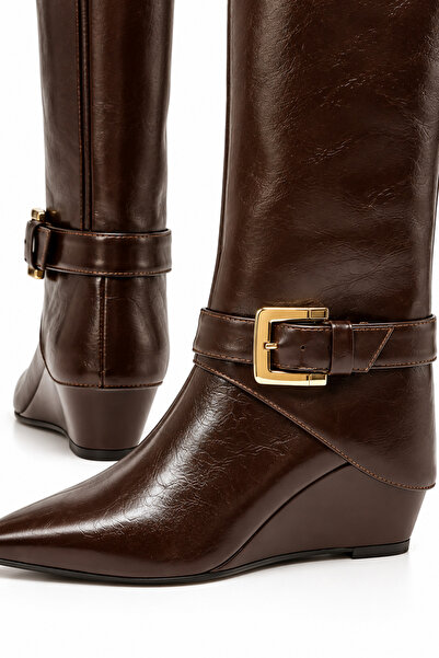 Solo Bag Damen-Stiefel mit spitzer Zehenpartie, stilvollem Gürteldetail und m...
