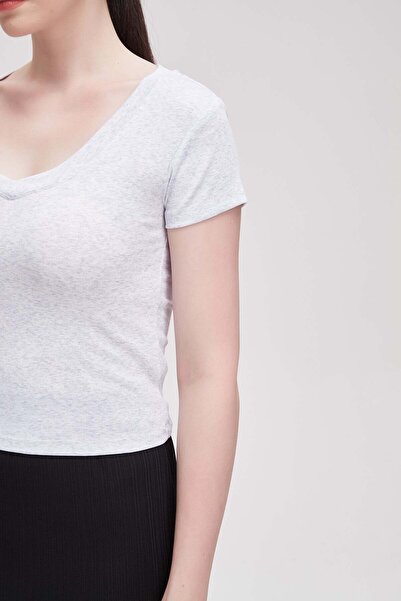 menta Women's Plain Short-Sleeve Cropped Blouse