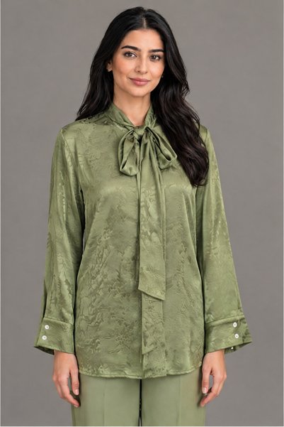Livia توب إل إس
