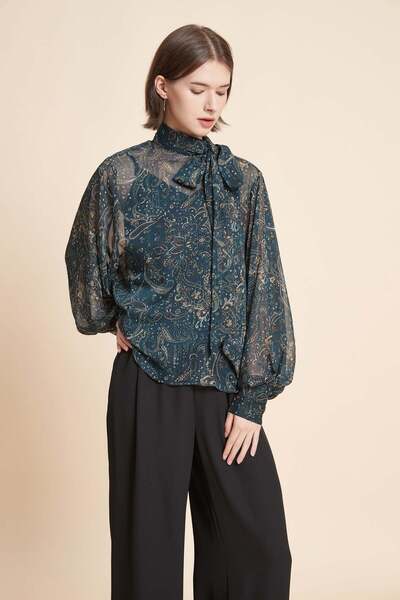 Yola Printed Oversized Long Sleeve Top