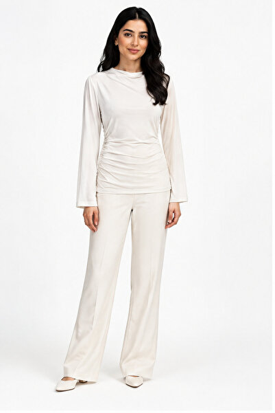 menta بلوزة بأكمام طويلة مع تجعيدات جانبية